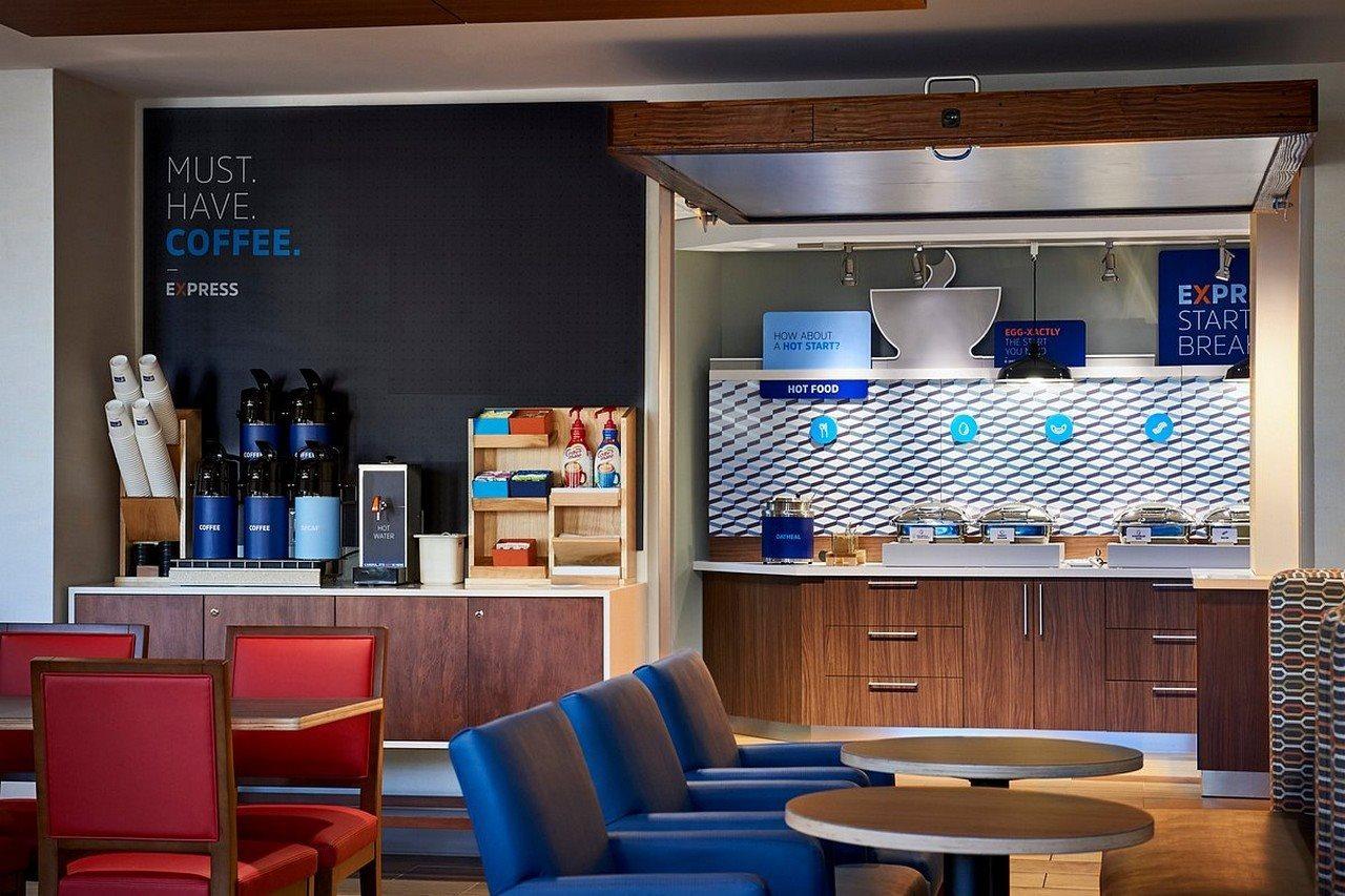 Holiday Inn Express & Suites - Lumberton By Ihg Экстерьер фото